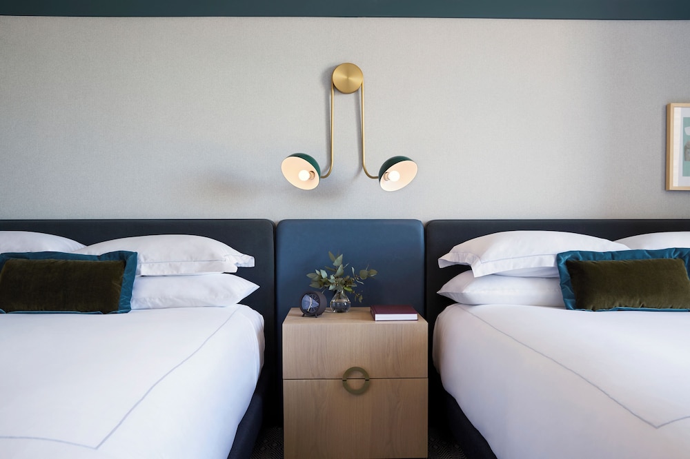 Premium, 2 Queen Beds