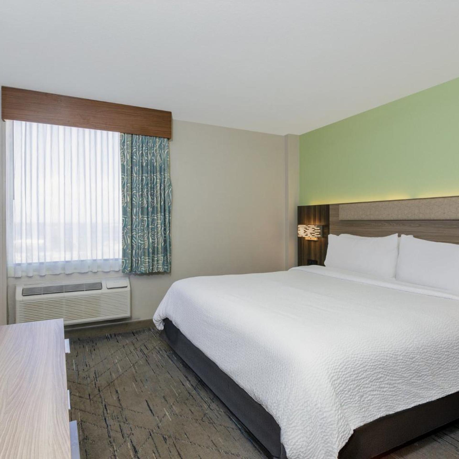 Premium, Suite, King Bed, Ocean Front
