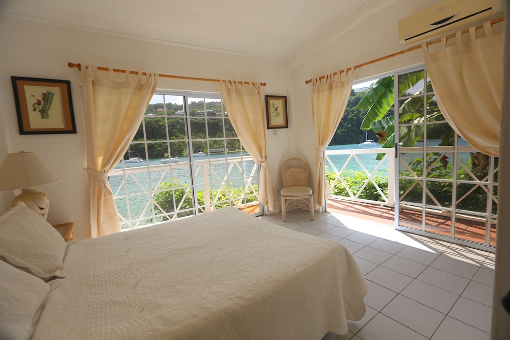 Marigot Beach Club and Dive Resort 55/75