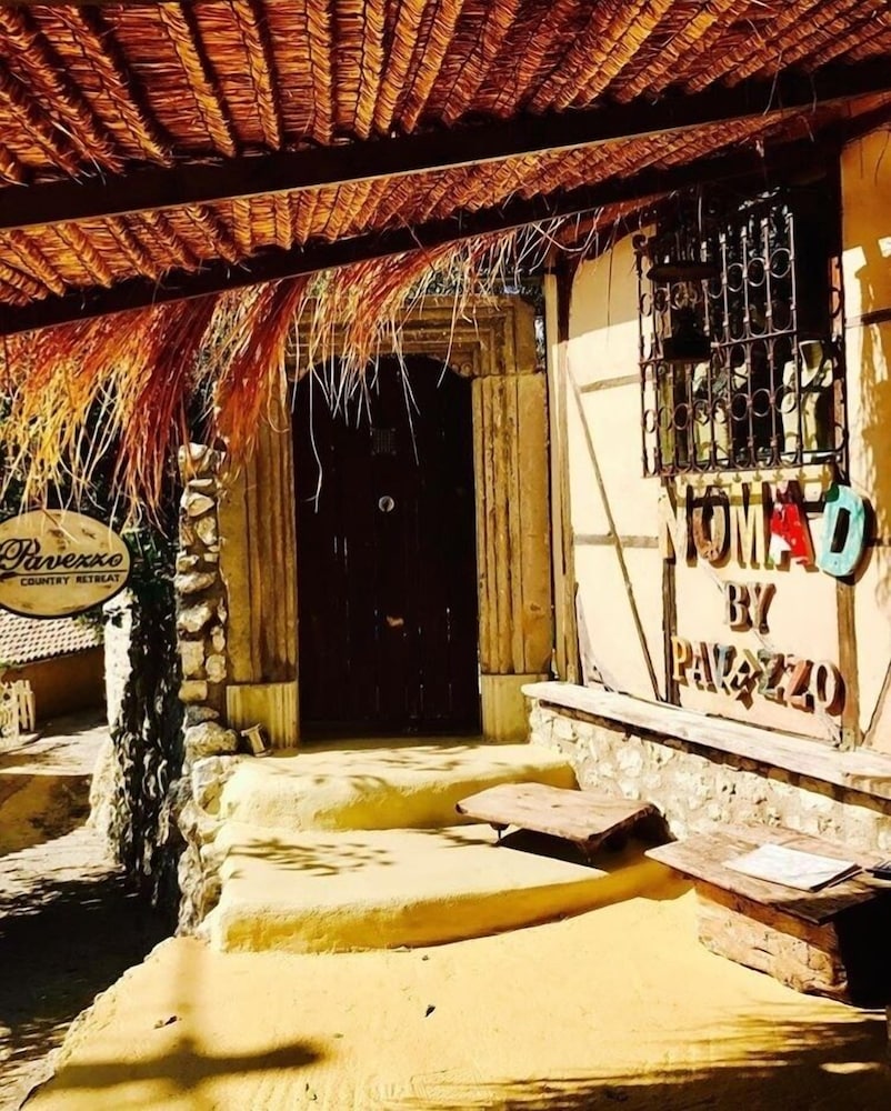Pavezzo Country Retreat 44/45