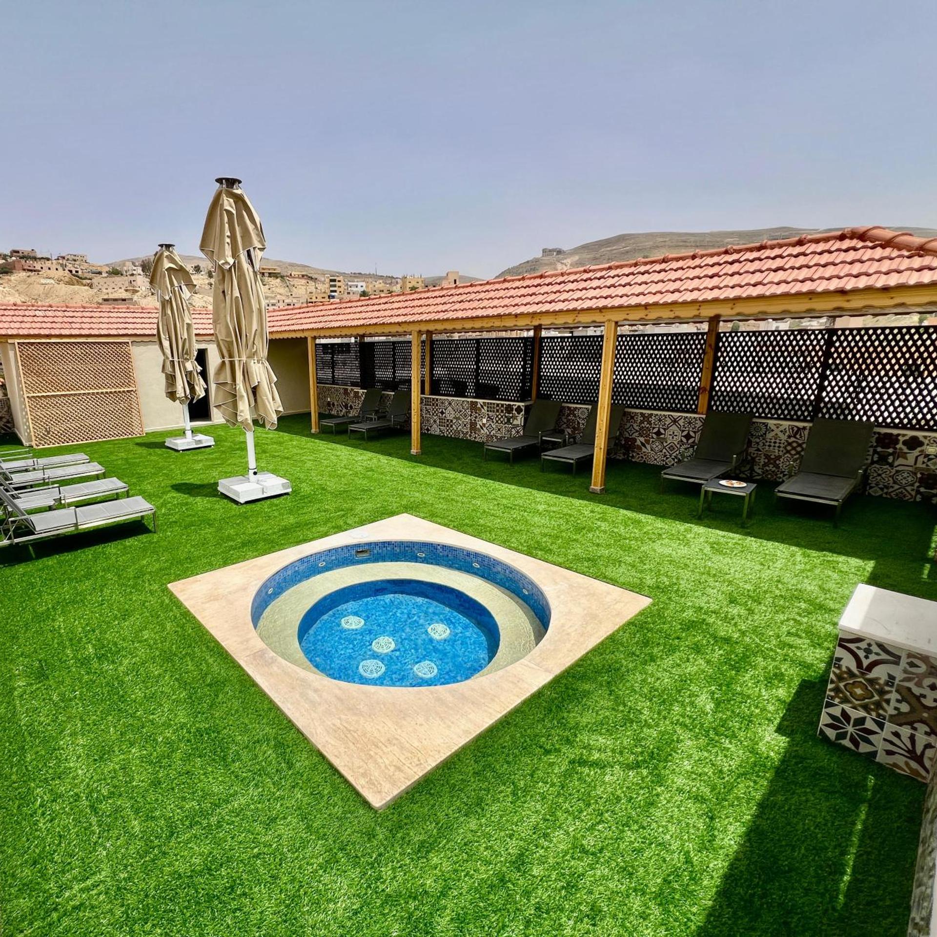 Petra Moon Hotel 52/58