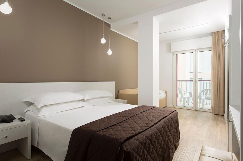 Hotel Gardenia 5/36
