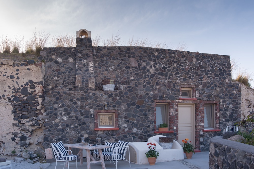Lagadi Suites 4/67