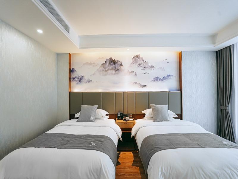 GreenTree Eastern Anshun Town Huangguoshu Avenue Jinhui Xindu Hotel 12/50