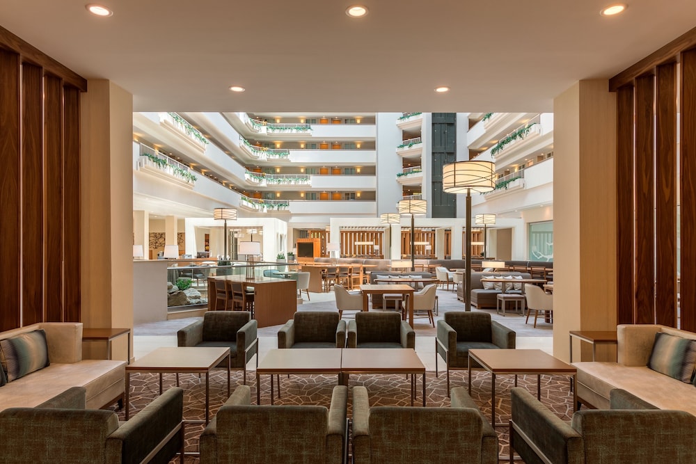 Embassy Suites Greenville Golf Resort Conference Center 22/38