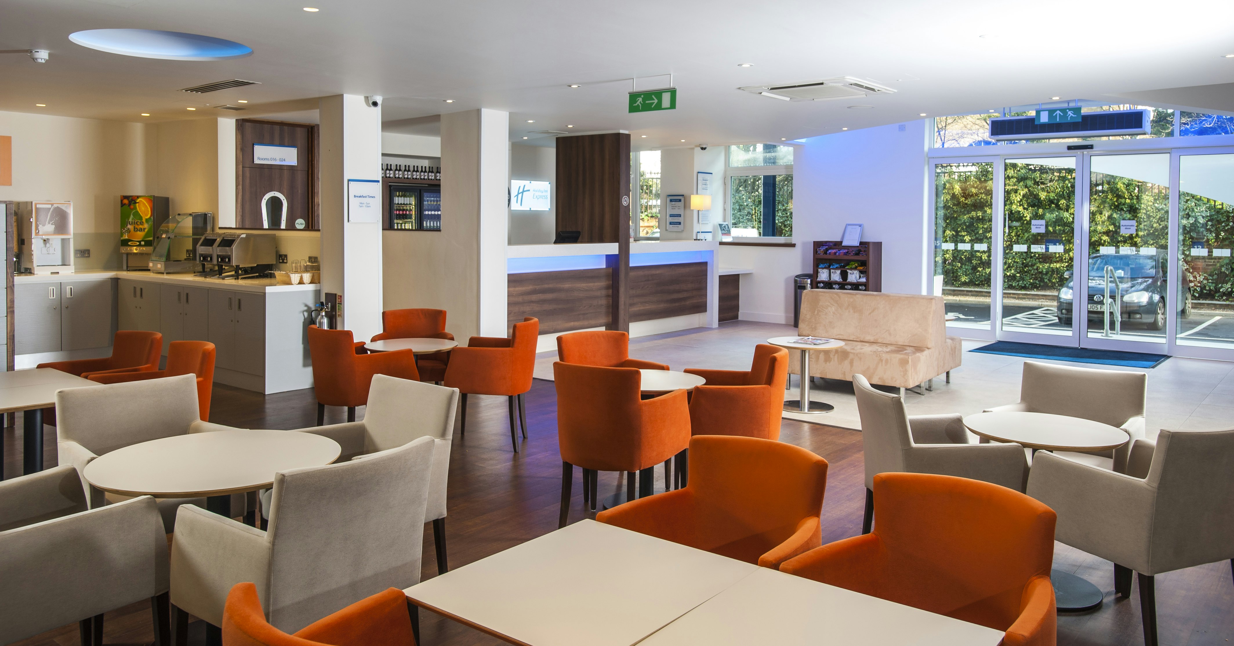 Holiday Inn Express London - Vauxhall Nine Elms 24/33