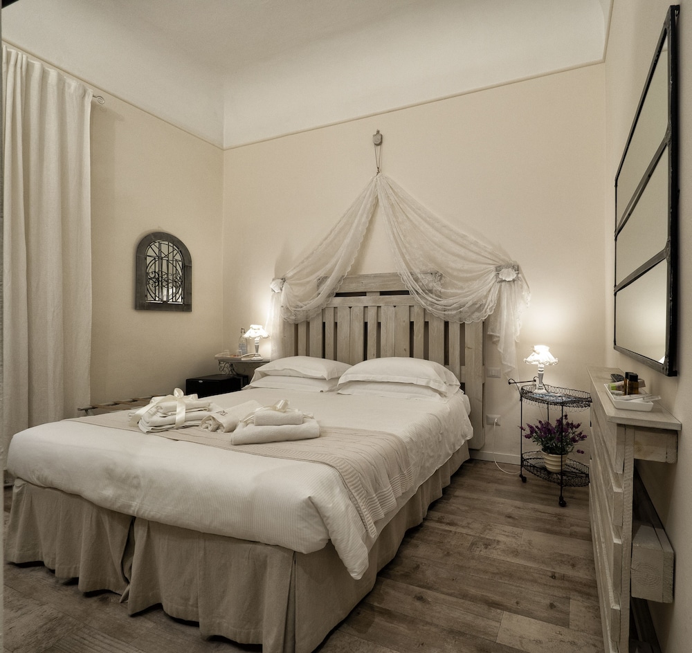 SUPERIOR, DOUBLE BED