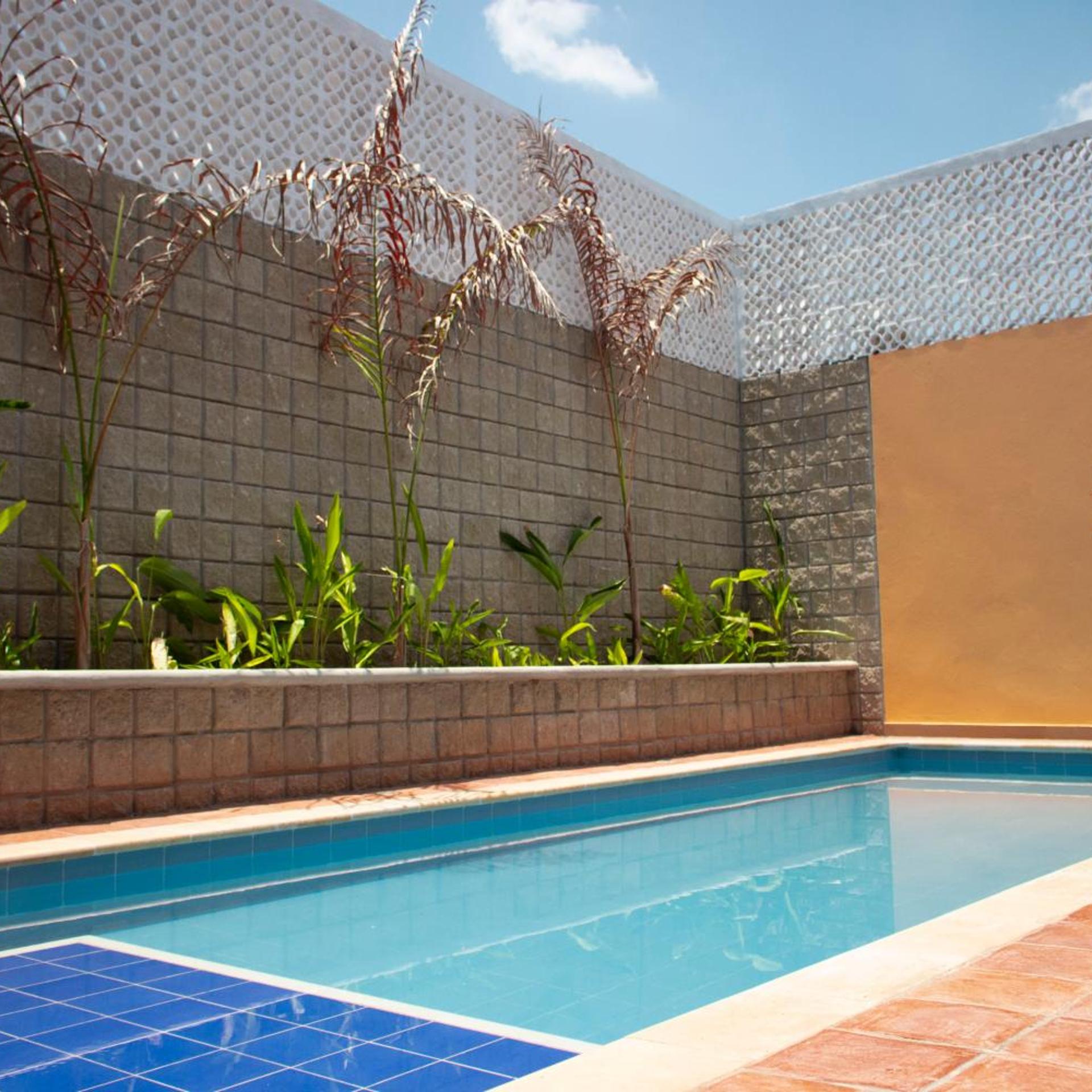 Hotel La Gloria 37/63