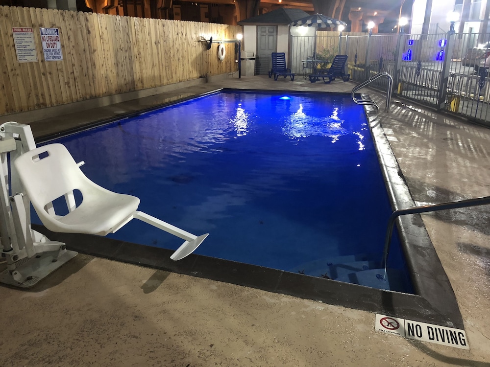 Super 8 By Wyndham San Antonio Downtown/Alamo 5/40