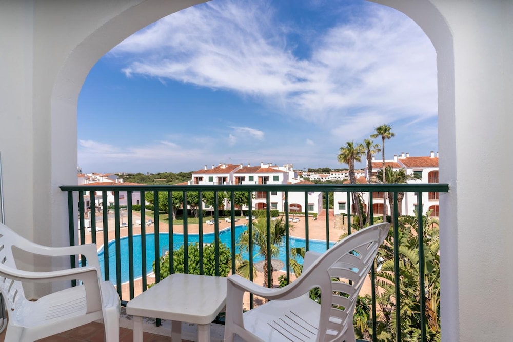 Vista Blanes Apartments 28/33