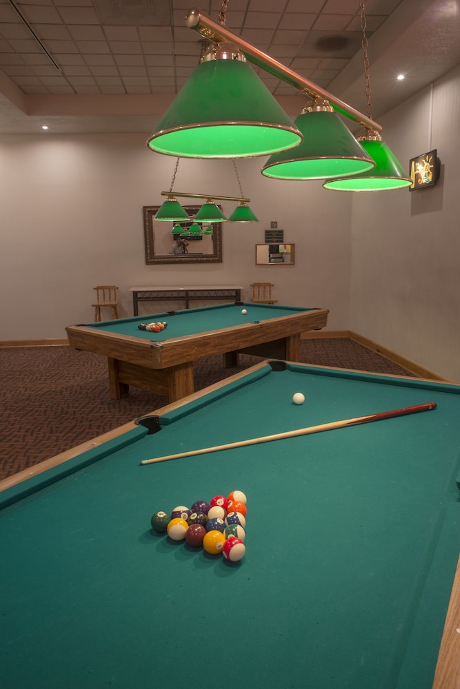 swimming pool spa
