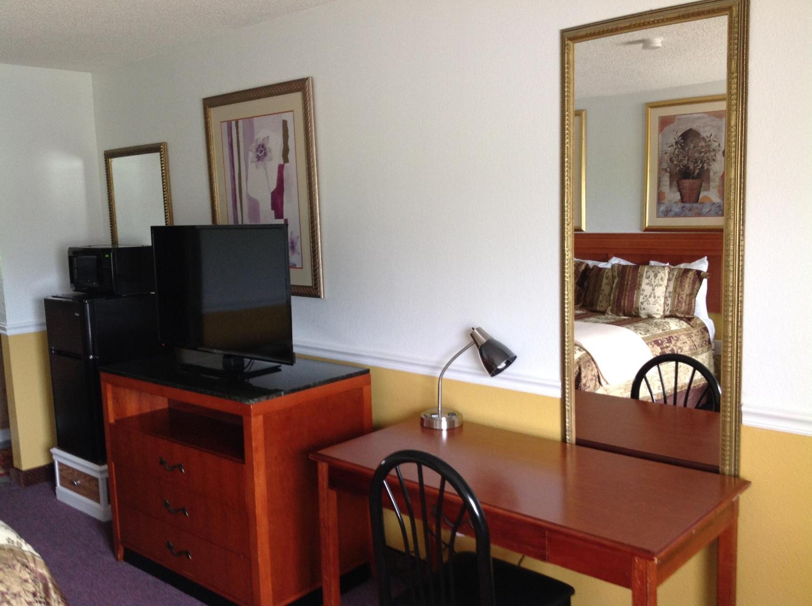 Hallmarc Inn & Suites of West Memphis 10/55