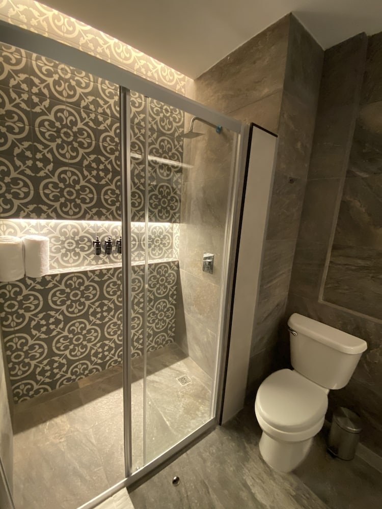 Ontico Urban Design Hotel 47/50