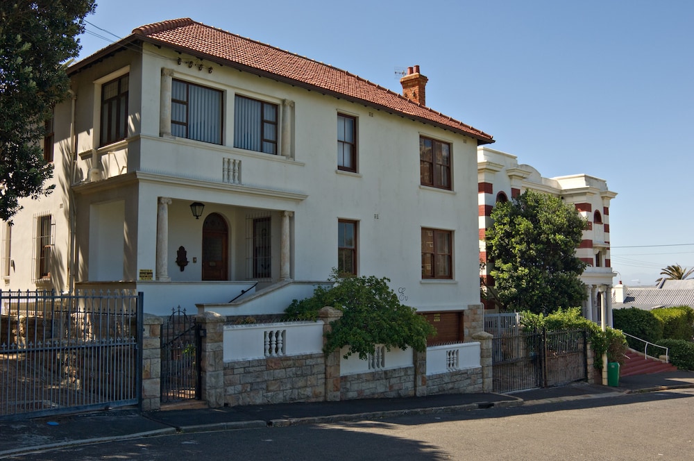 Bella Ev Guest House 3/50