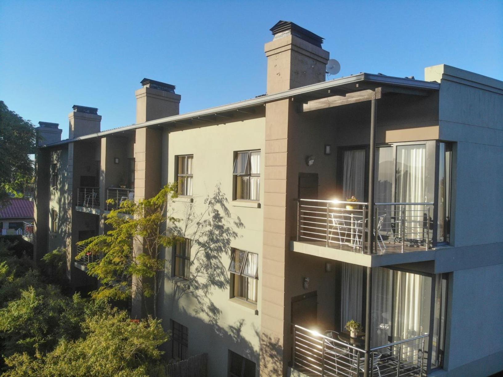 17onWellington Suites 3/51