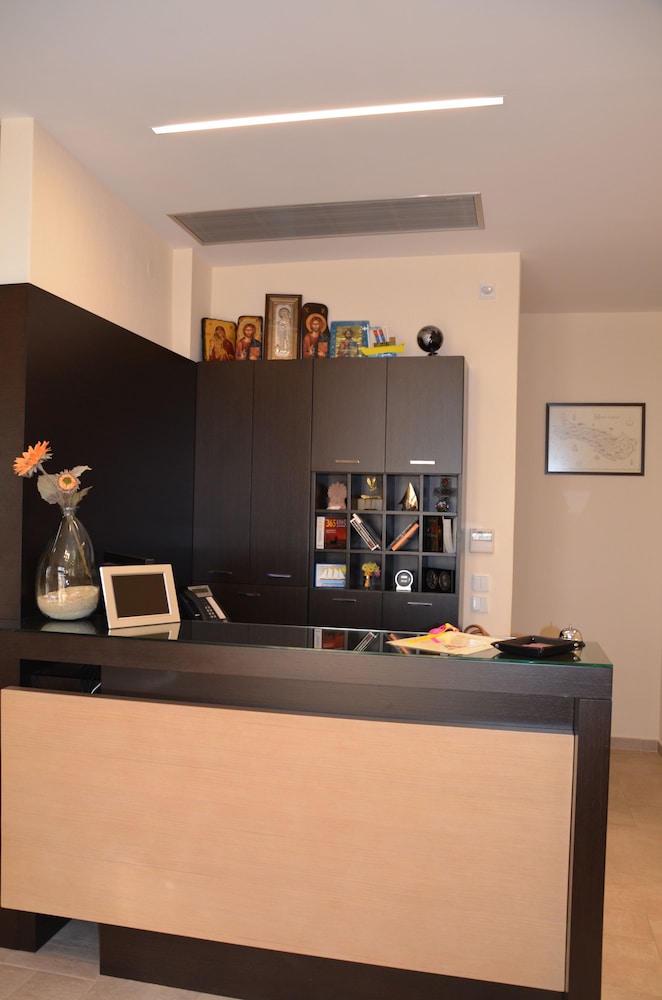 Helianthus Guesthouse 15/50