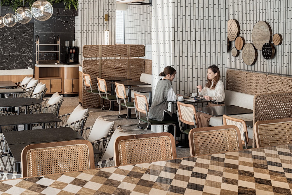 Nest Hotel Naha Nishi 30/45