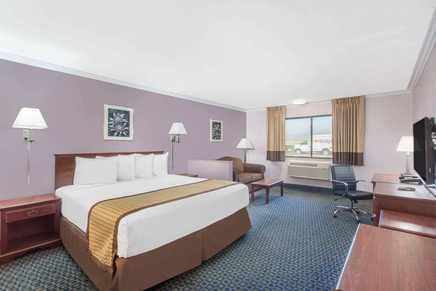 Days Inn by Wyndham Indio 9/36
