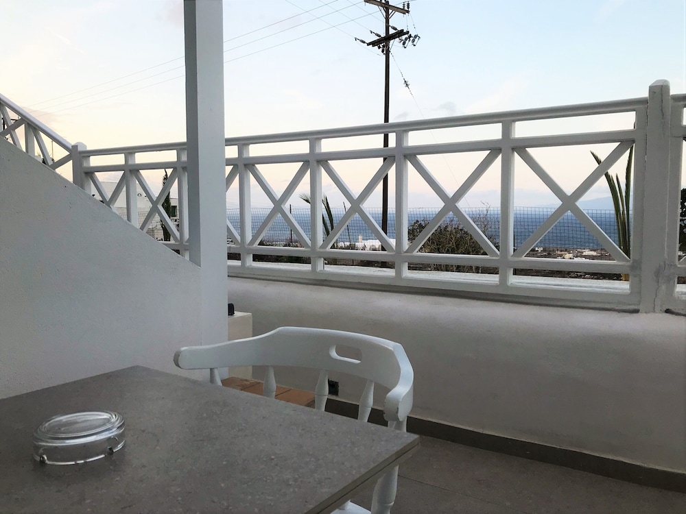 Muses Cycladic Suites 65/80