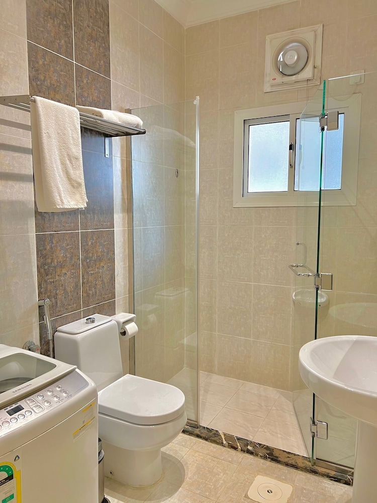 Loren Suites Al Salamah 45/50