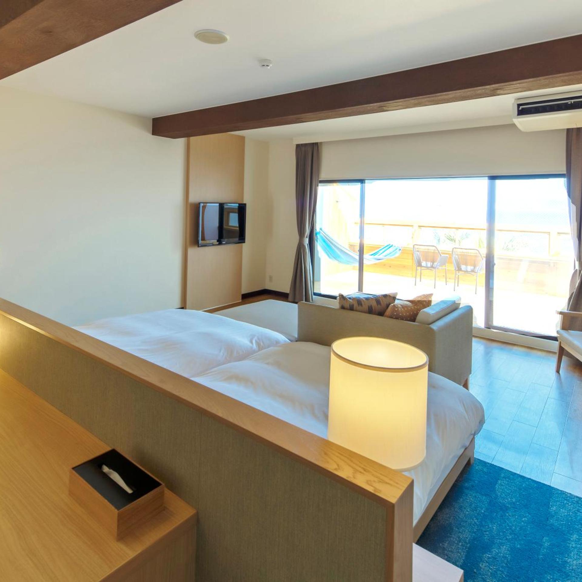 Hollywood, Twin Beds