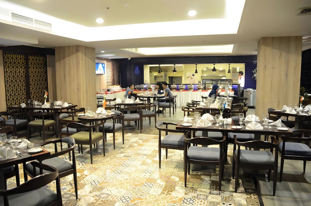 HOTEL dGATES 45/57