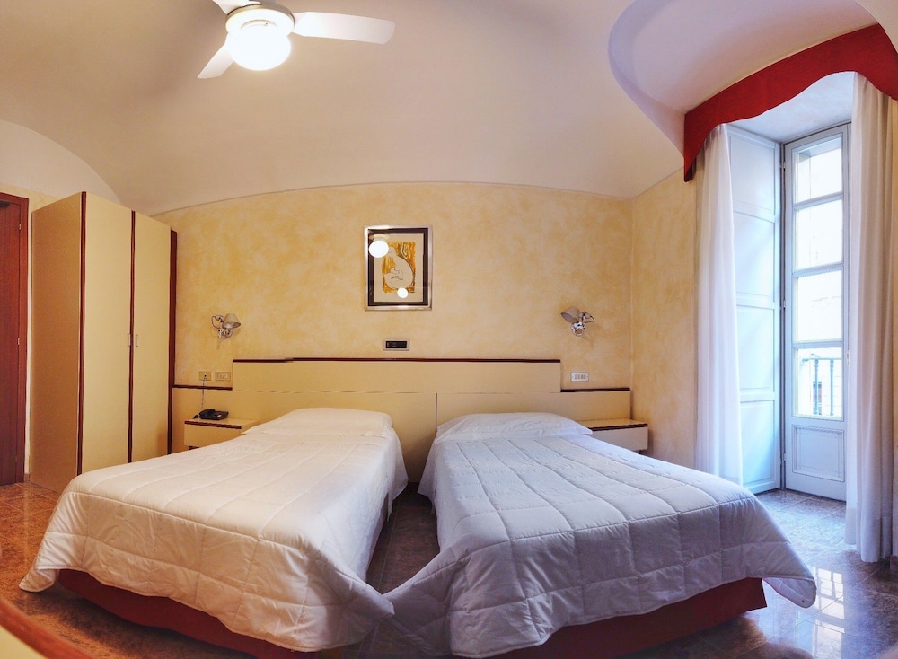 Le Petit Hotel 20/59