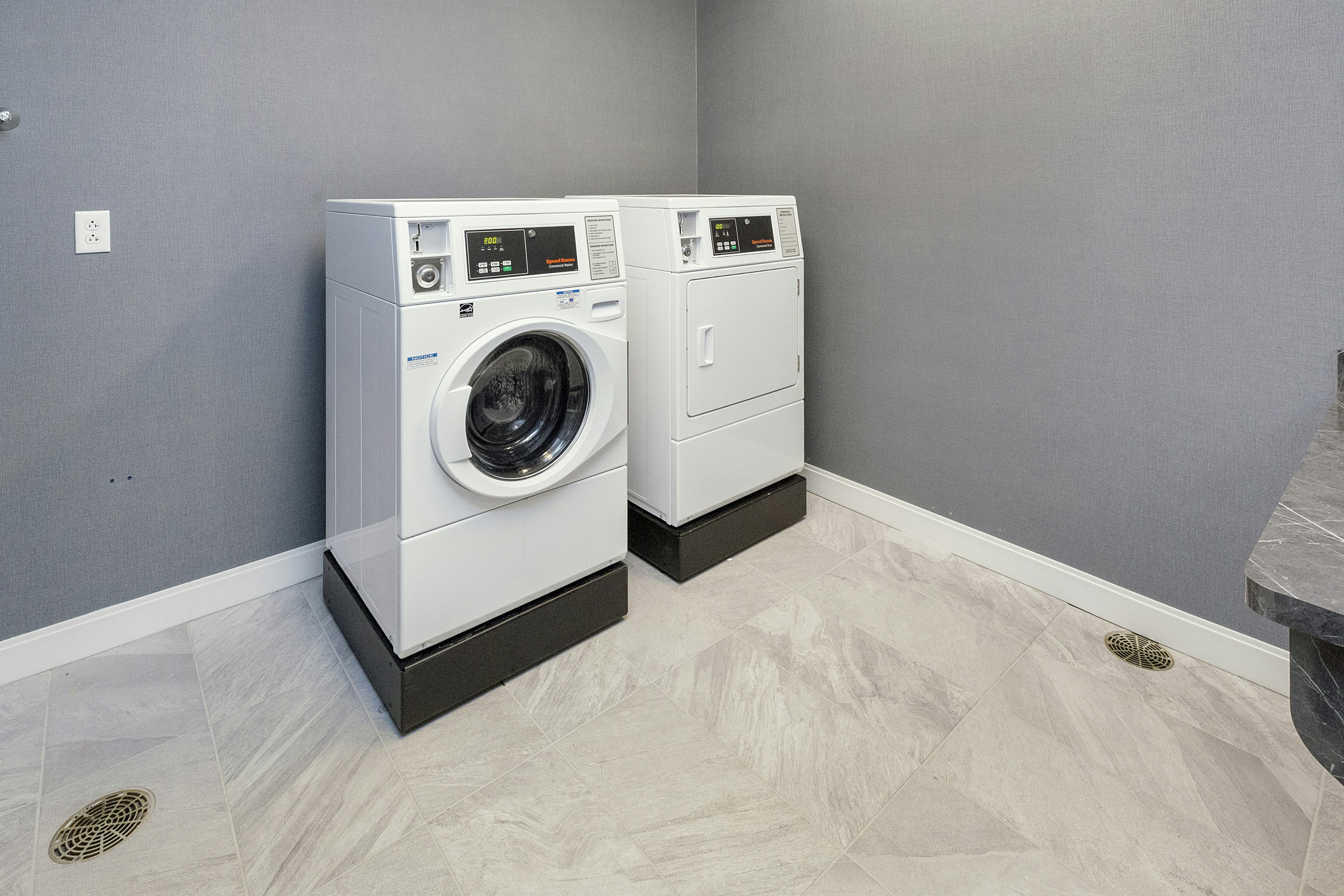 Hampton Inn & Suites Morgantown / University Town Centre 9/22