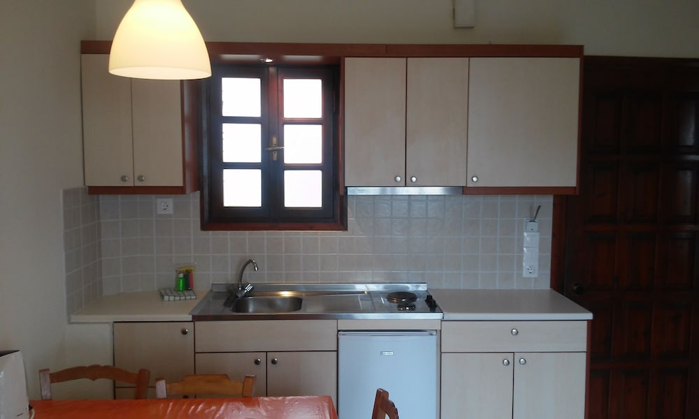 Alexandros Studios 4/40