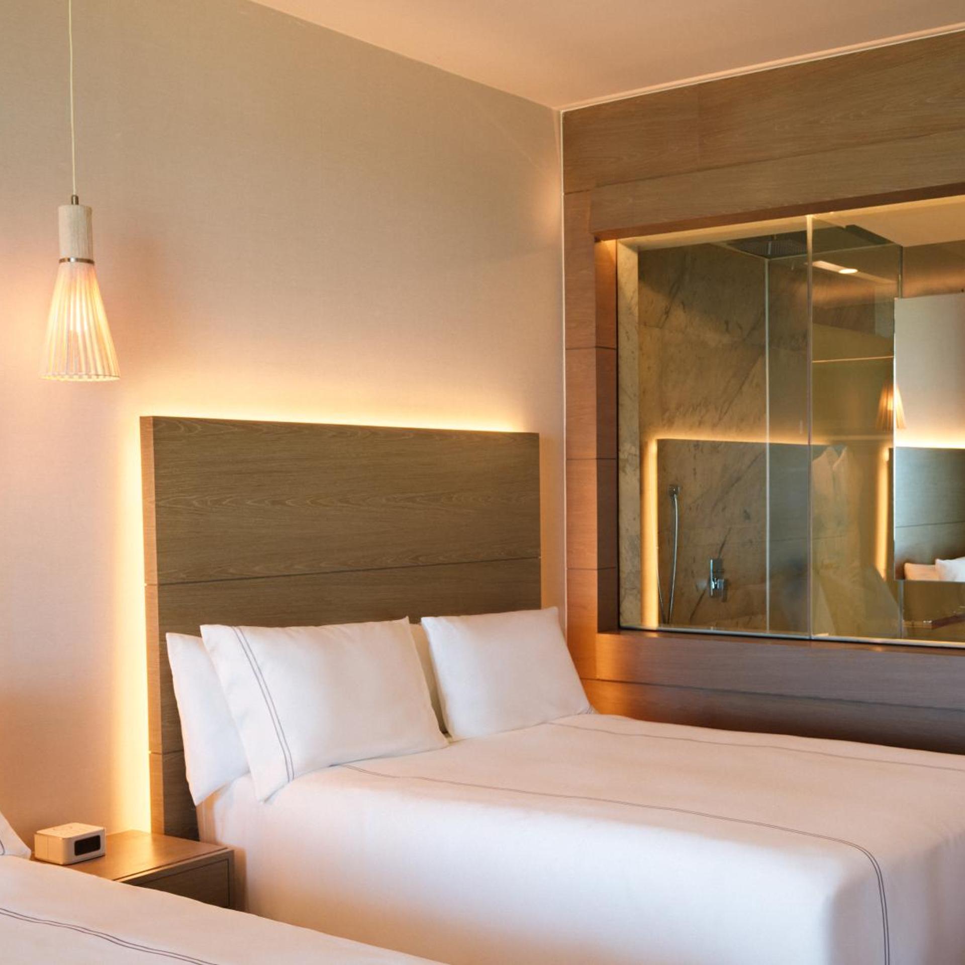2 Bedrooms, Delight, Style, Family