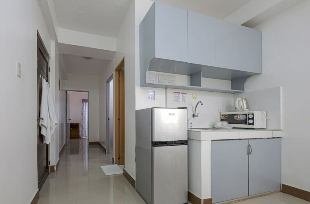 Alicia Apartment 5/23