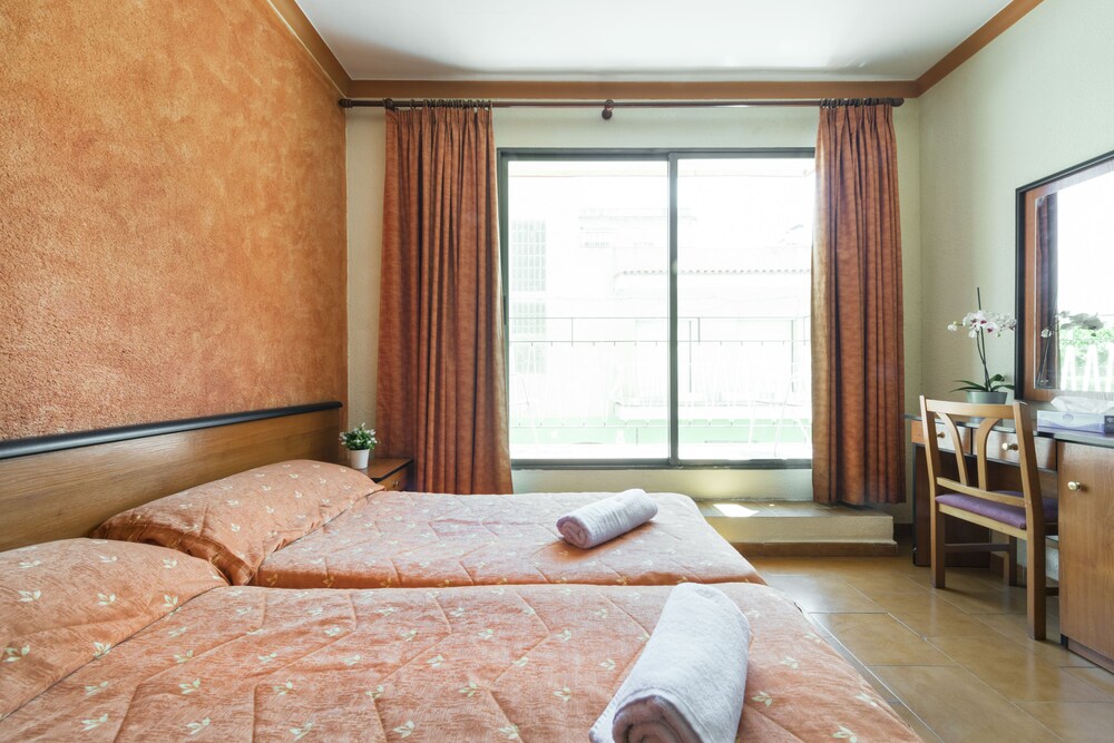 Hotel Marisol 6/50