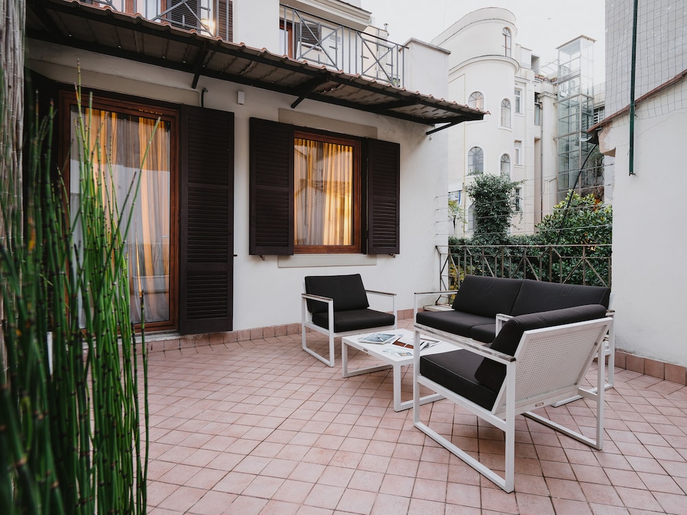 Unica Suite Rome 54/63