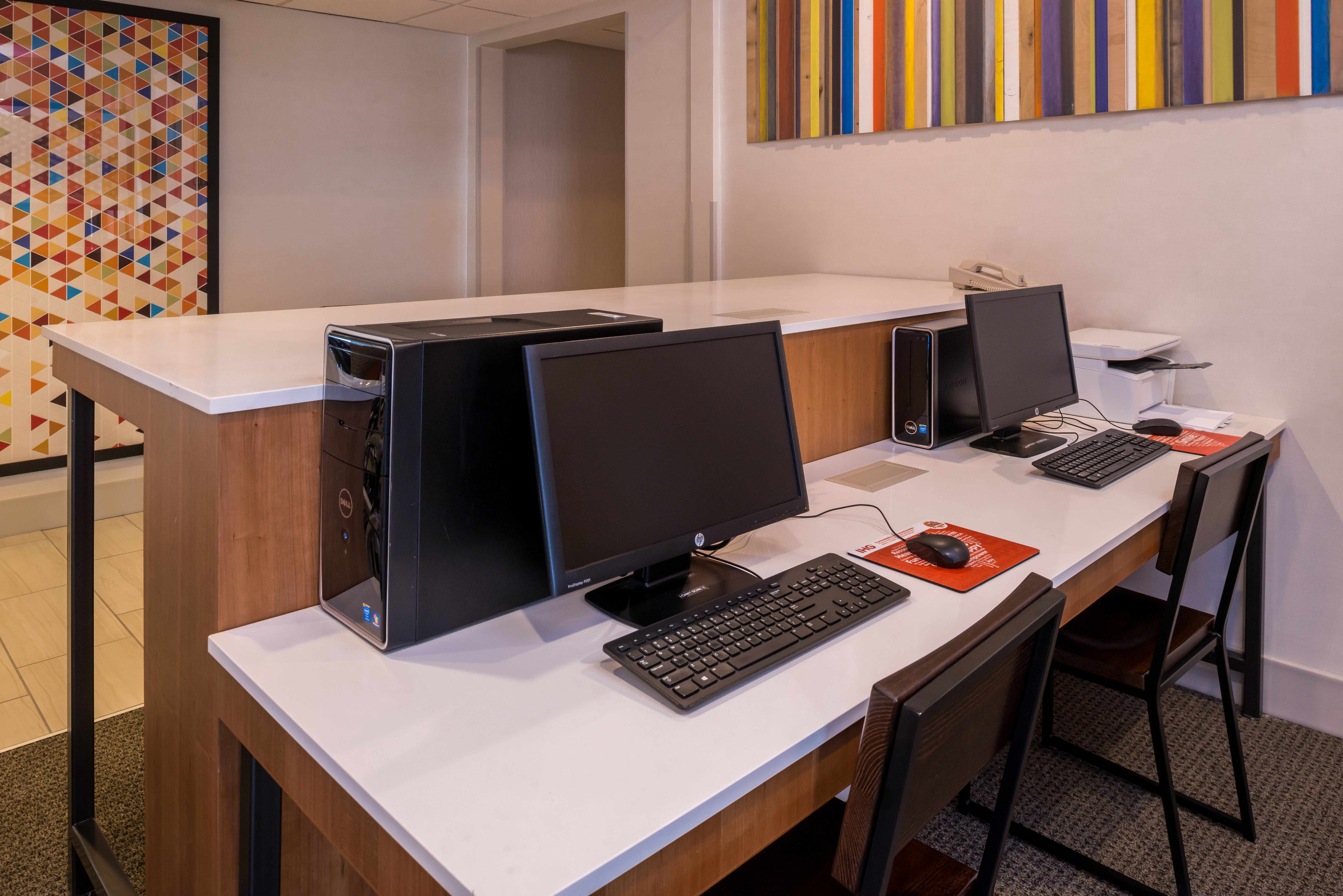 Holiday Inn Express Sierra Vista 64/76