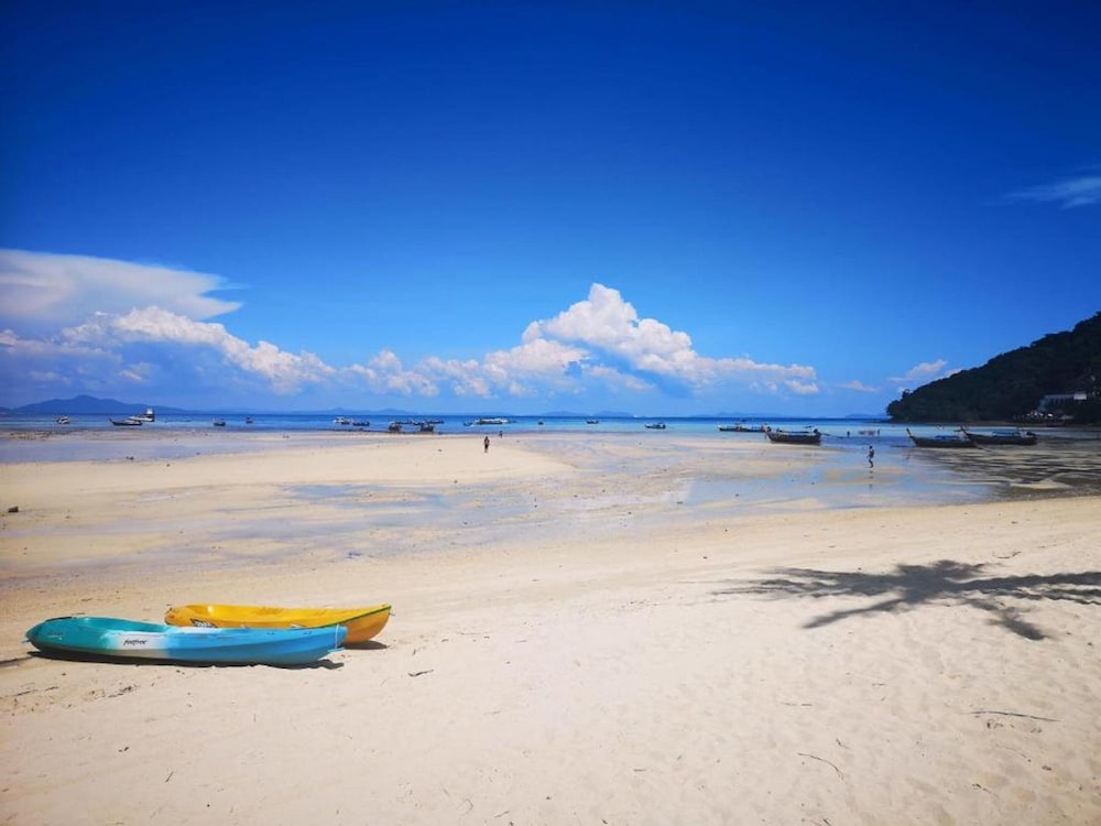 PHI PHI BA KAO BAY RESORT 36/50