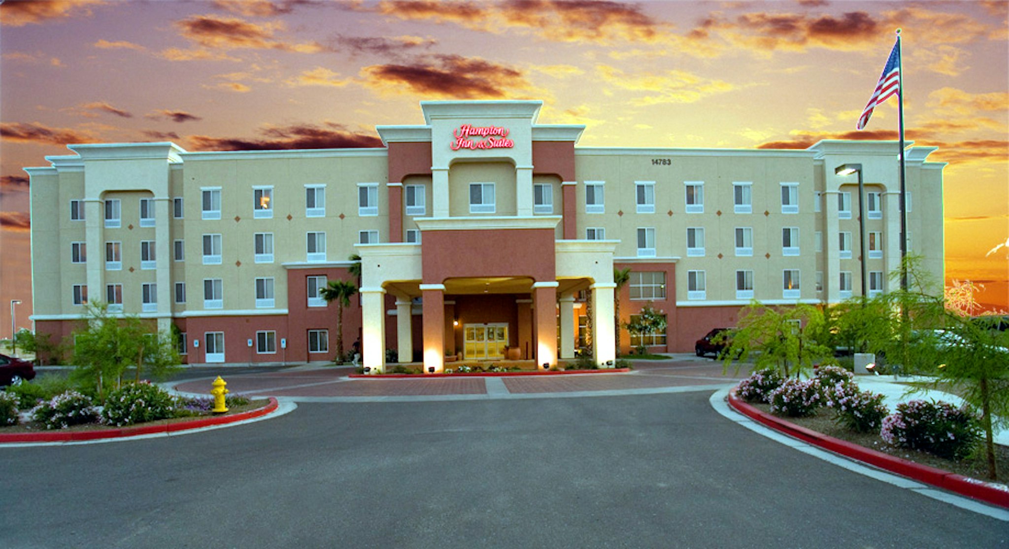 Hampton Inn & Suites Phoenix-Surprise 11/40
