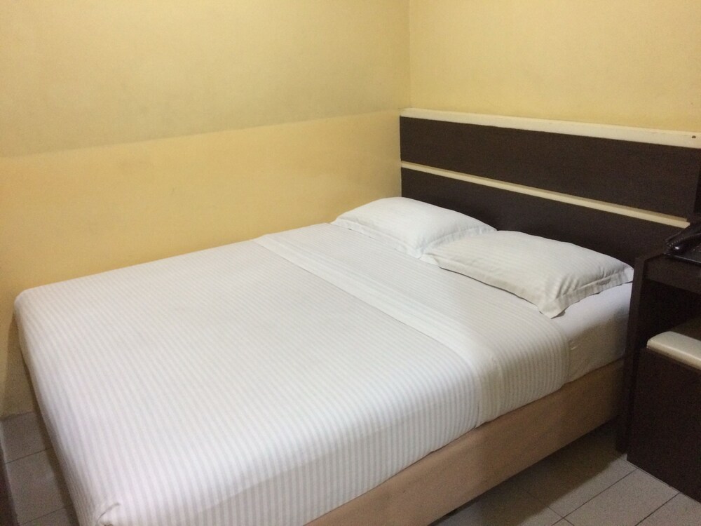 Wisma Sederhana Budget Hotel 10/35