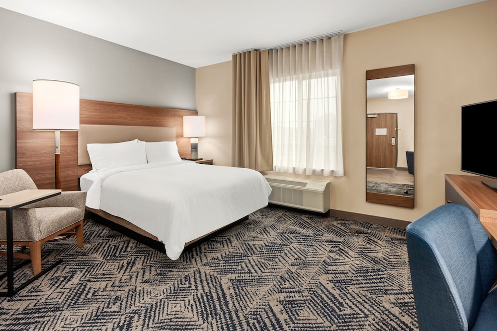 Candlewood Suites Sumner - Puyallup Area 17/37