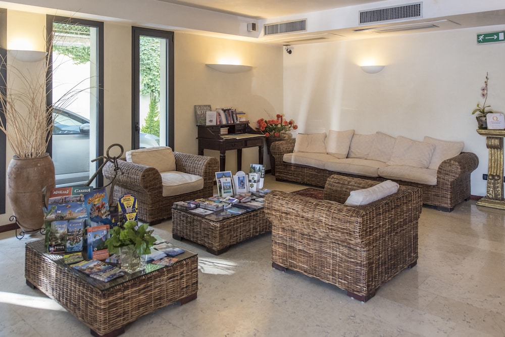 Admiral Hotel Villa Erme 43/60