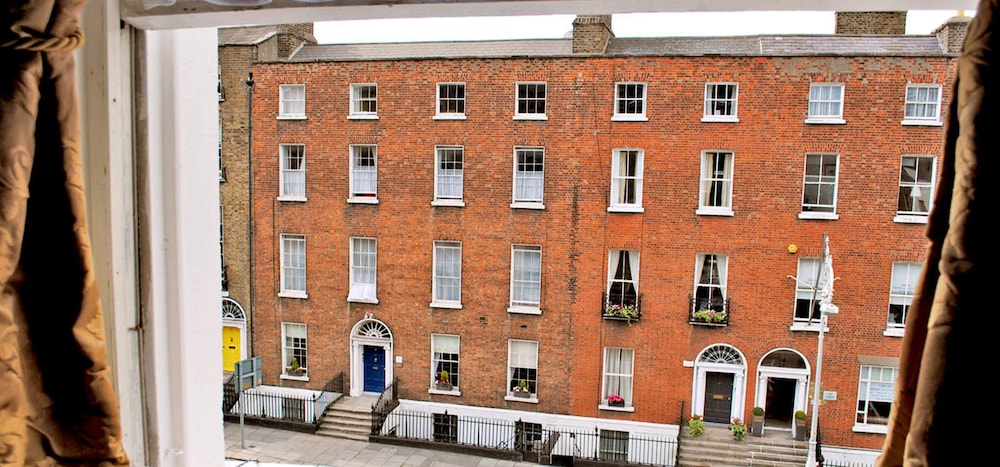 Fitzwilliam Townhouse 2/38