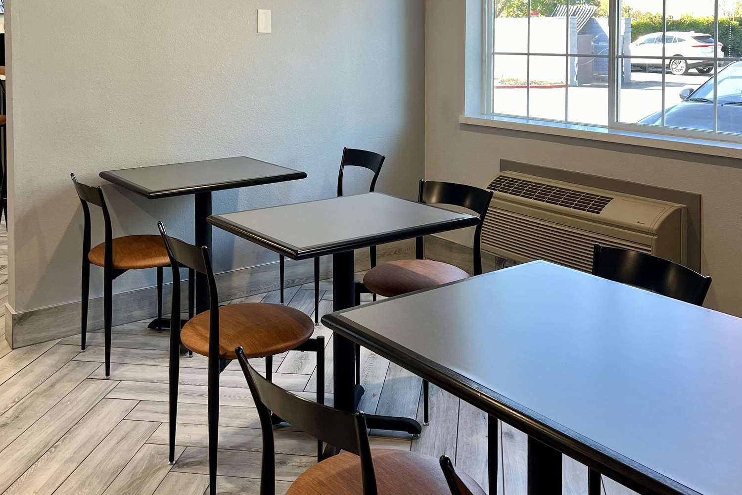Quality Inn Tracy I-205 20/22