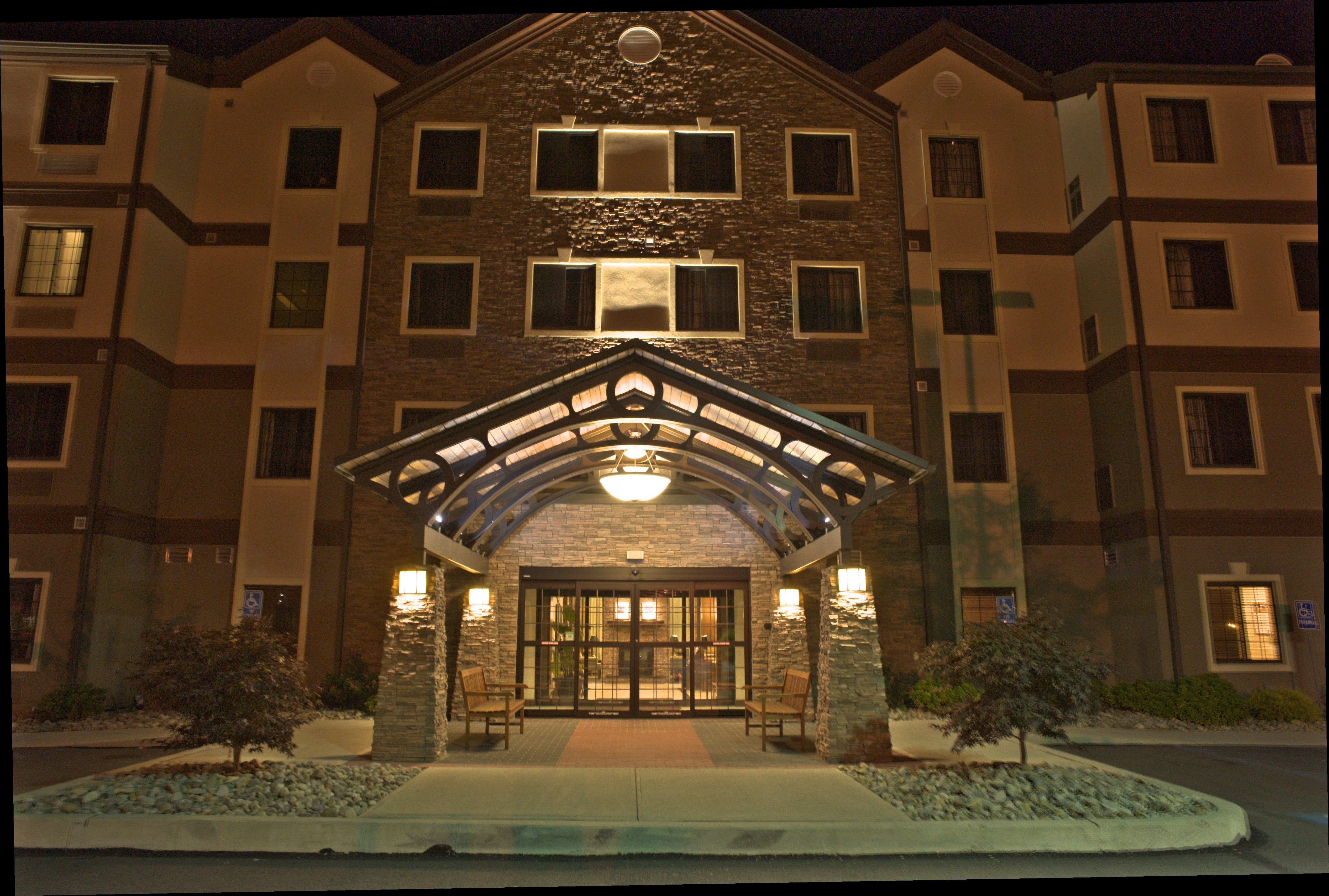 Staybridge Suites East Stroudsburg Poconos 2/69