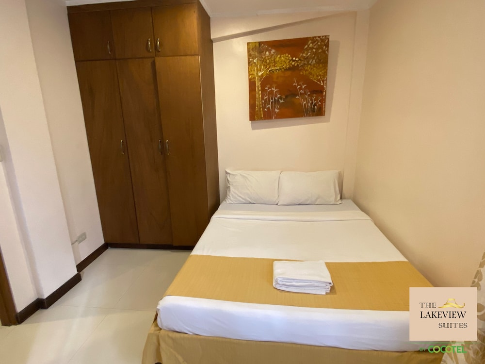 Lakeview Suites 14/68