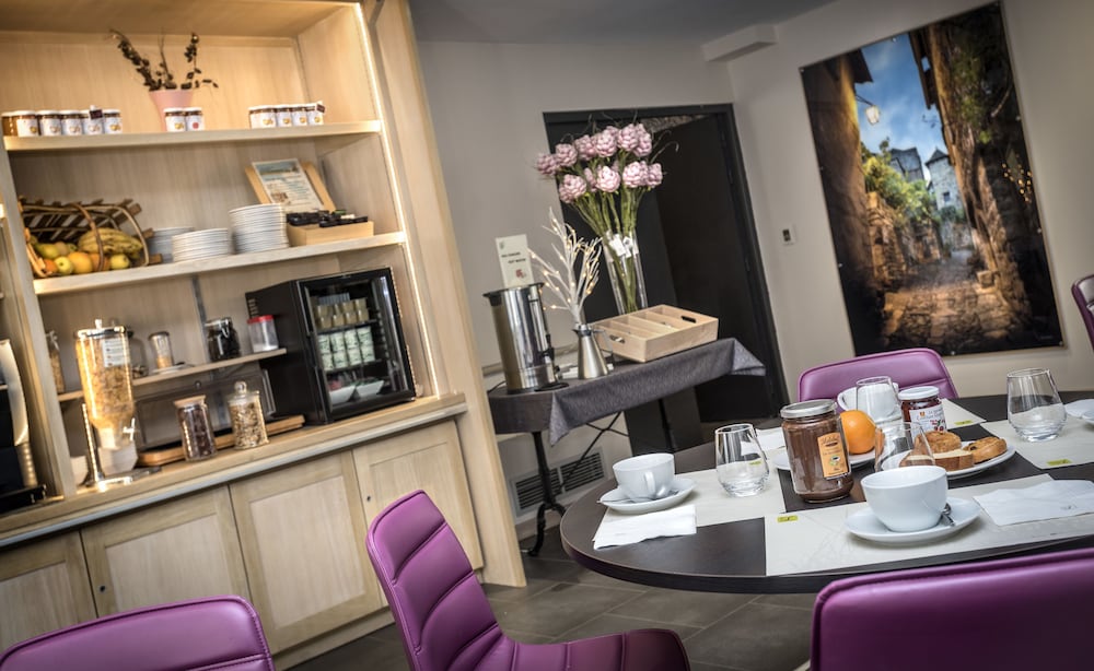 Hotel Restaurant Les 2 Rives 34/48