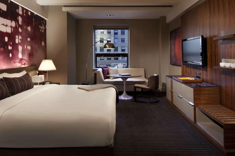 Hyatt Grand Central New York 58/88