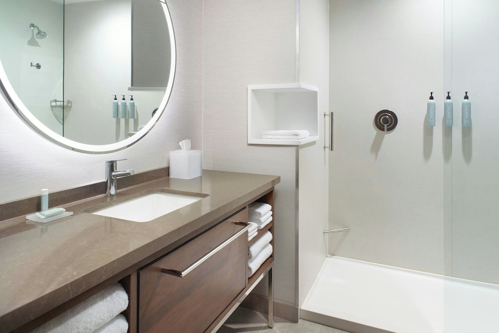 Courtyard BY Marriott Atlanta Covington 27/31