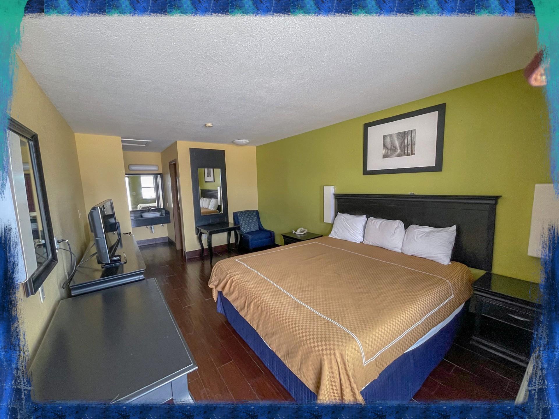 Deluxe Inn & Suites Corpus Christi I 37 15/27