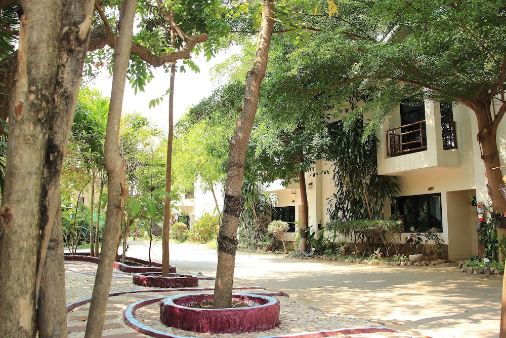 Chayada Garden House And Resort Hotel 38/50