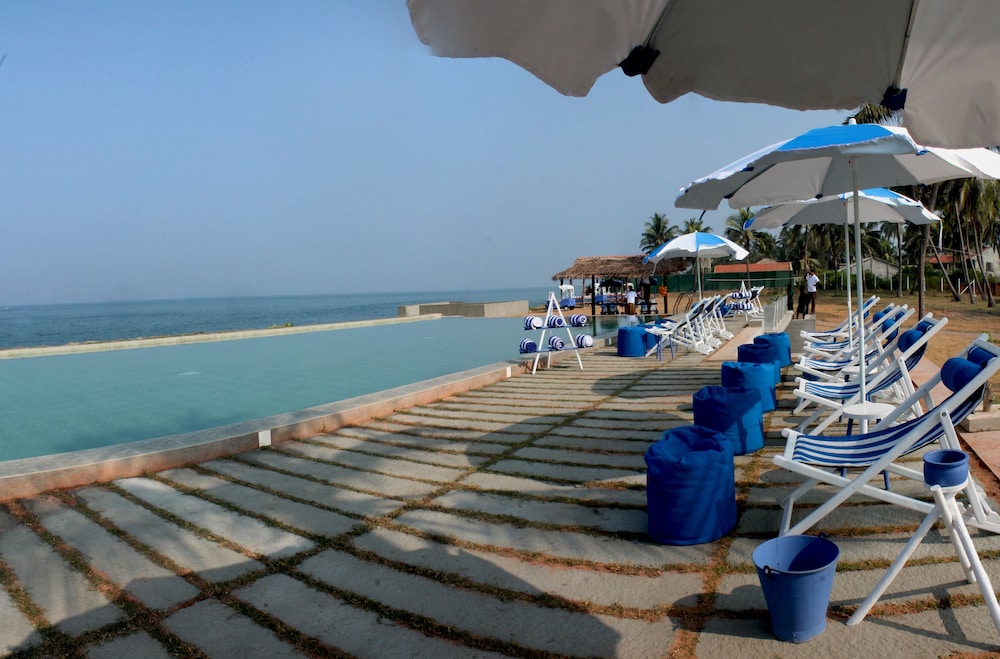 Jetwing Lagoon Wellness, A Luxury Reserve - Adults Only 55/62