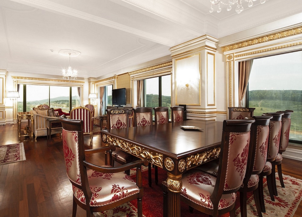 Crowne Plaza Istanbul Asia 69/83